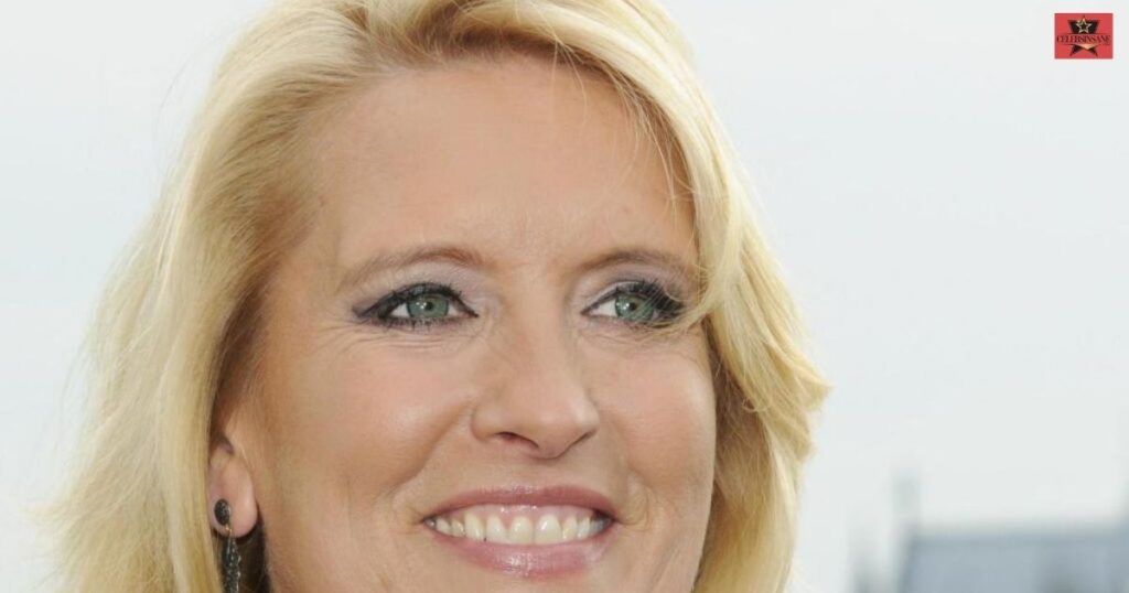 Claudia Cowan Biography